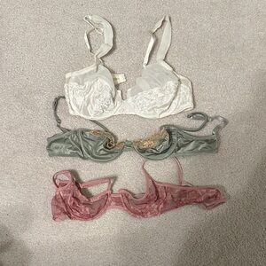 Delicate bra bundle - Cream, Green, and Pink